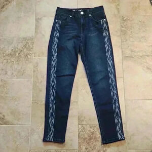 DG2 by Diane Gilman Virtual Stretch Side Stitch Jeans
